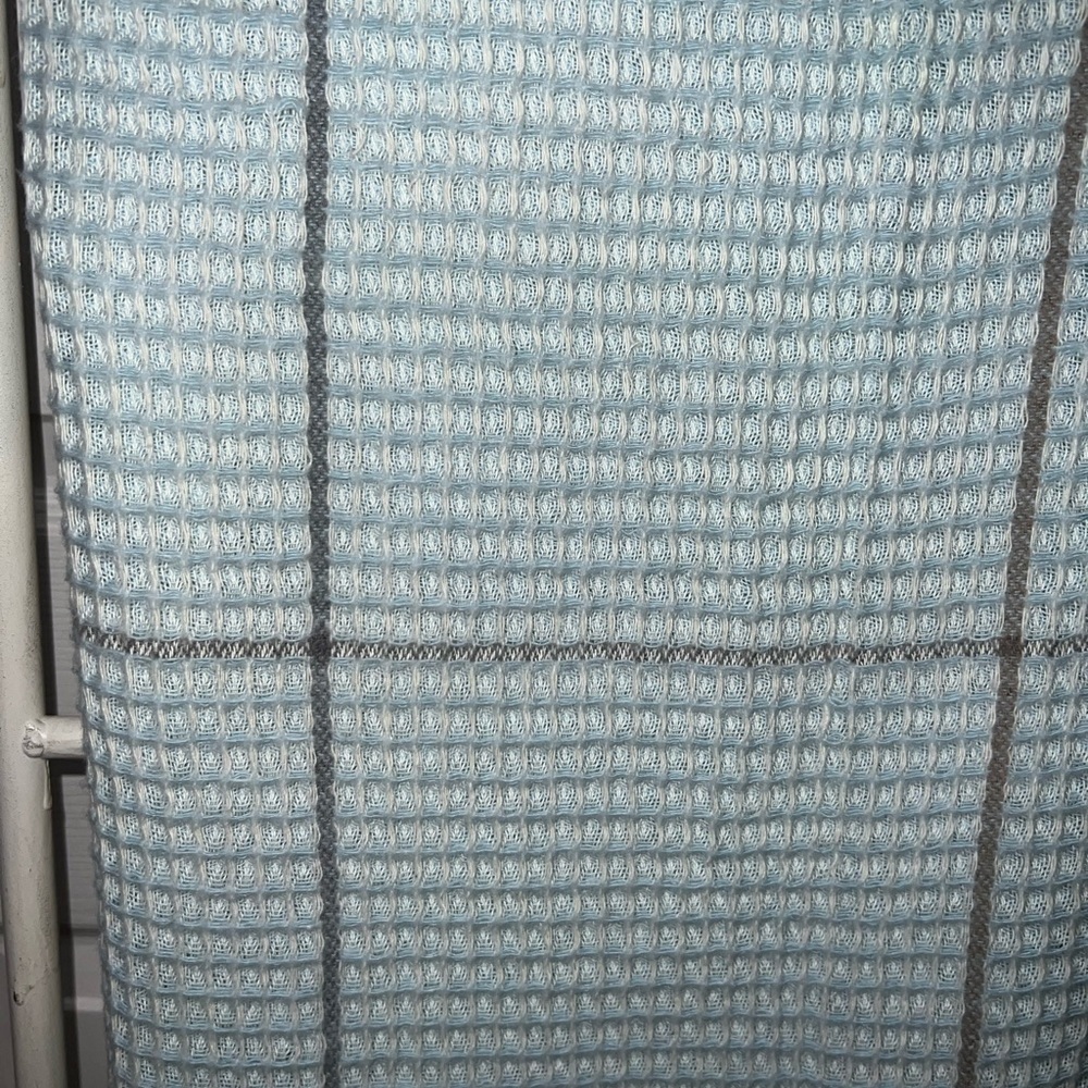 Nido Notte Italian Waffle Weave Throw/Blanket 51”x60” EUC - Picture 3 of 4